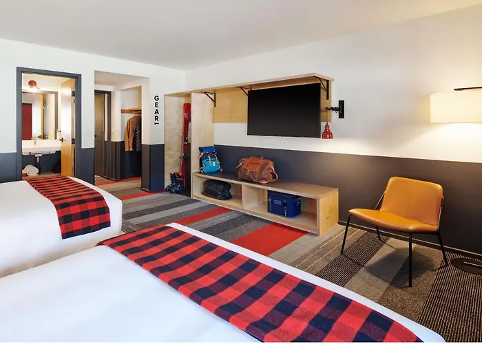 Motel Mountain Modern Hole 3*