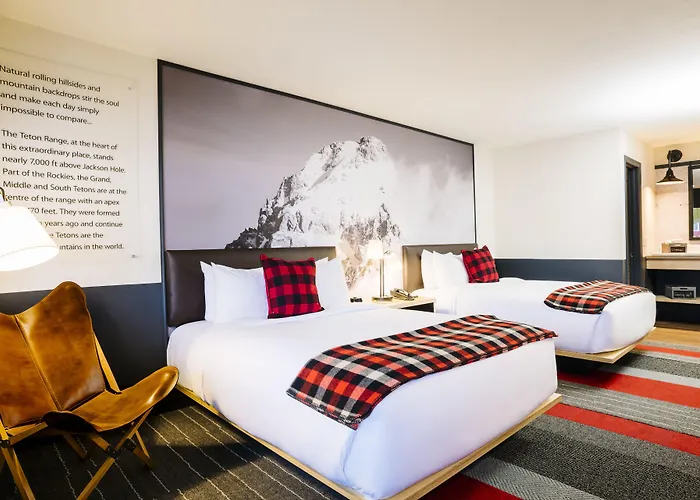 Mountain Modern Hole Motel