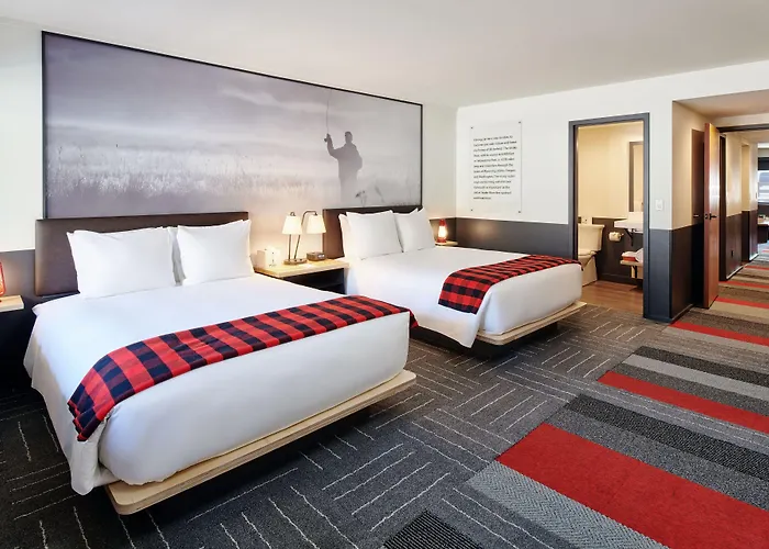 Motel Mountain Modern Hole 3*