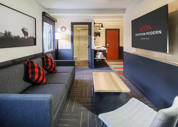 Mountain Modern Hole Motel