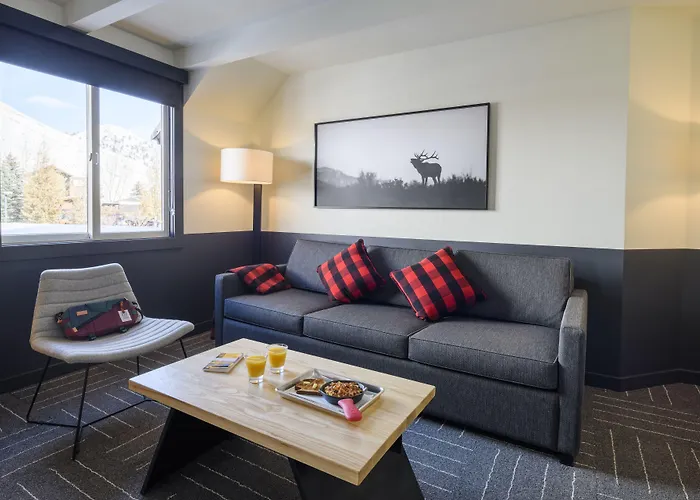 Mountain Modern Hole Motel 3*