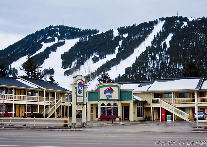Mountain Modern Hole Jackson